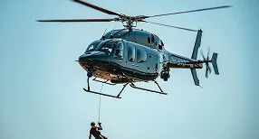 Helicopter hire - 亿万28