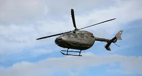 Helicopter hire - 亿万28